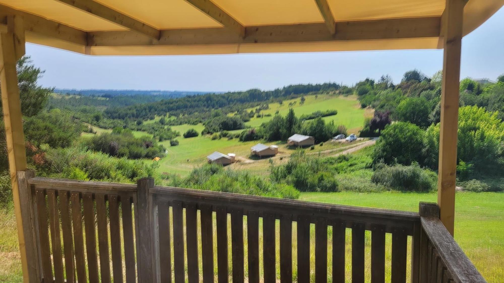 Rouffignac Saint-Cernin Camping Les Terrasses De Dordogne מראה חיצוני תמונה