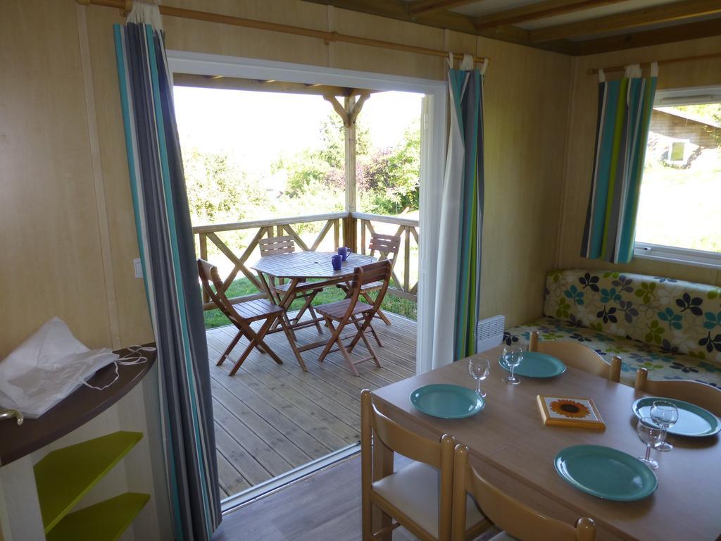 Rouffignac Saint-Cernin Camping Les Terrasses De Dordogne חדר תמונה