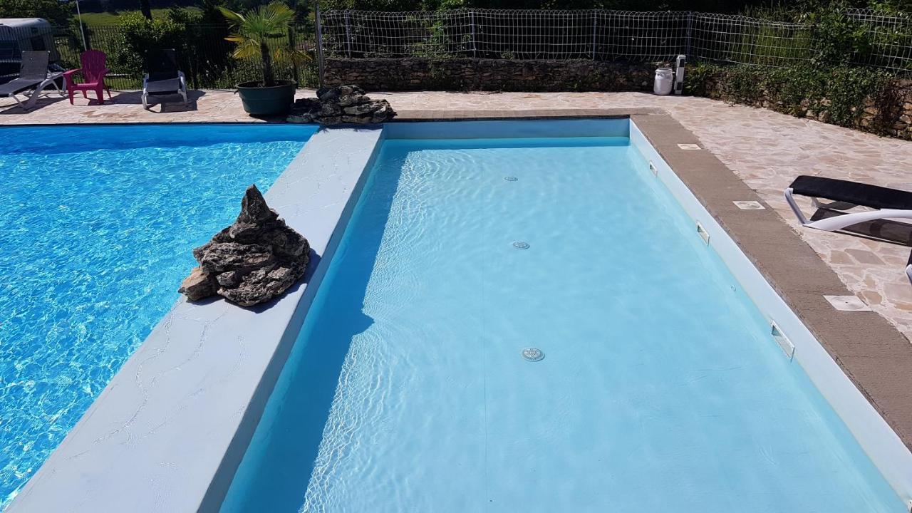 Rouffignac Saint-Cernin Camping Les Terrasses De Dordogne מראה חיצוני תמונה